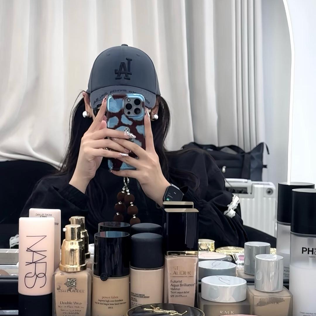 习水化妆师瑞瑞