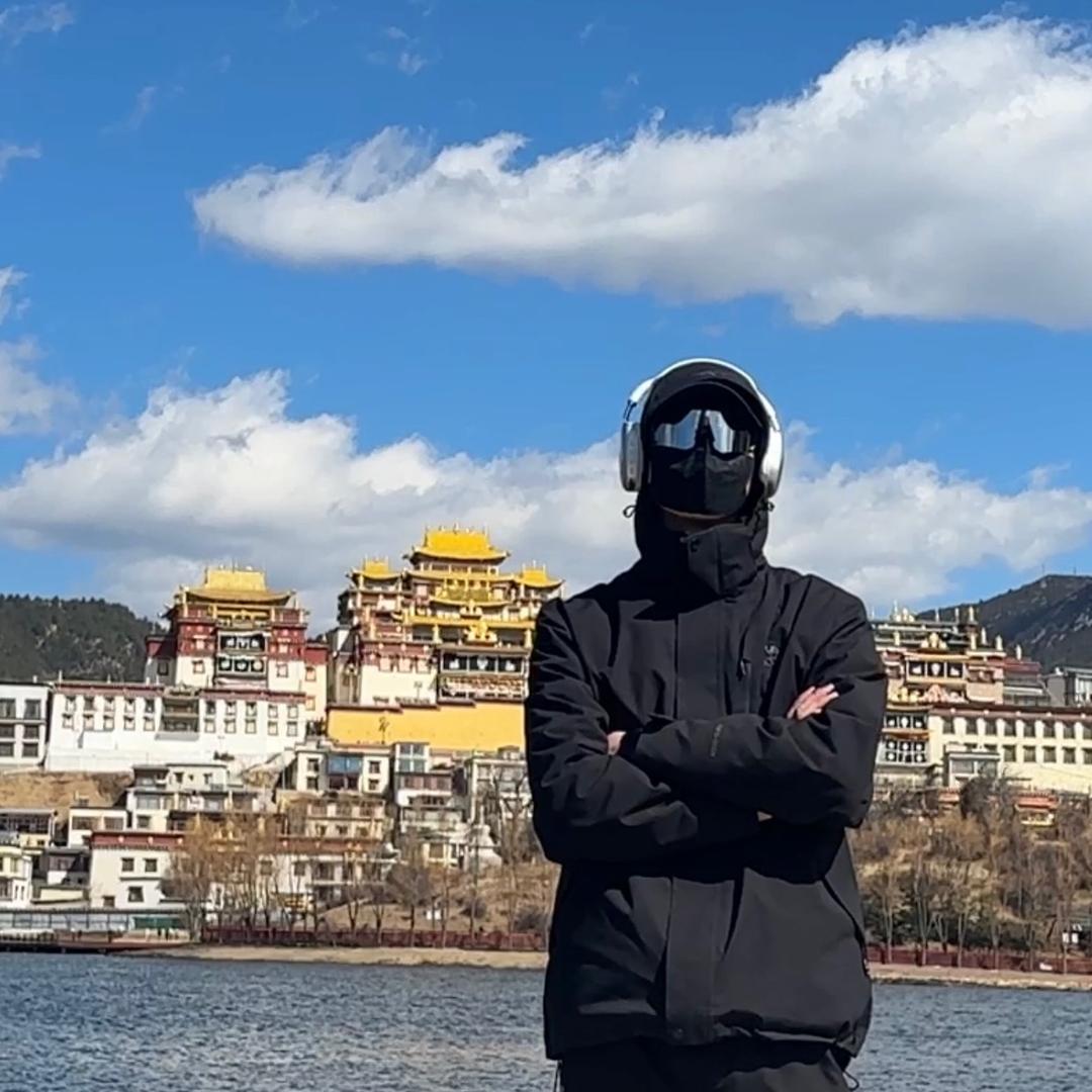 黑一氟