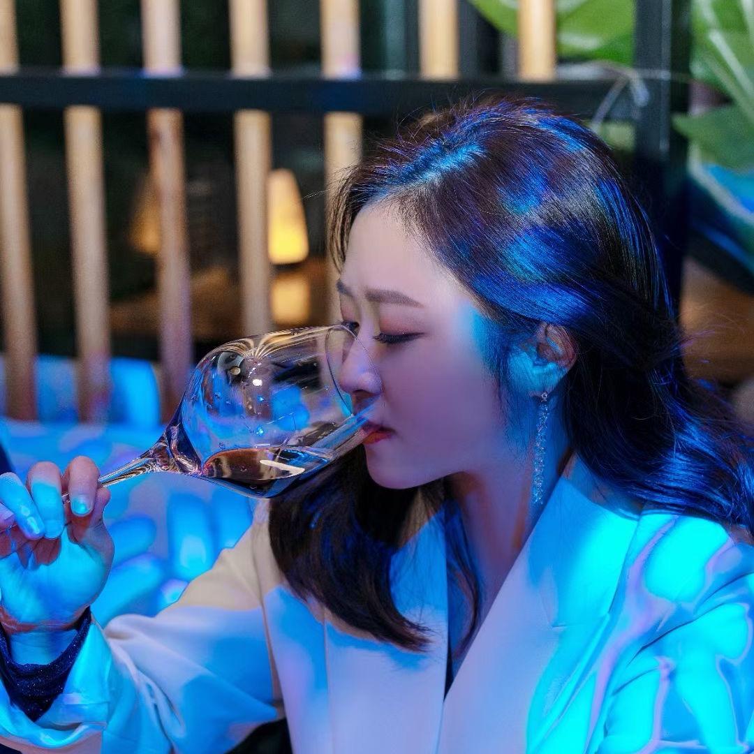 🍷爱思