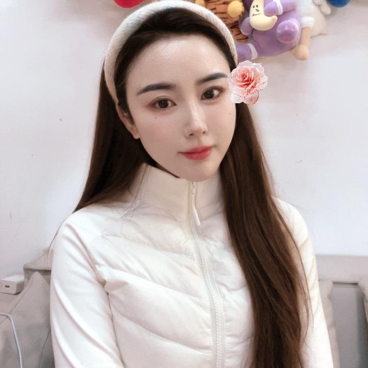 开美甲店的乔乔