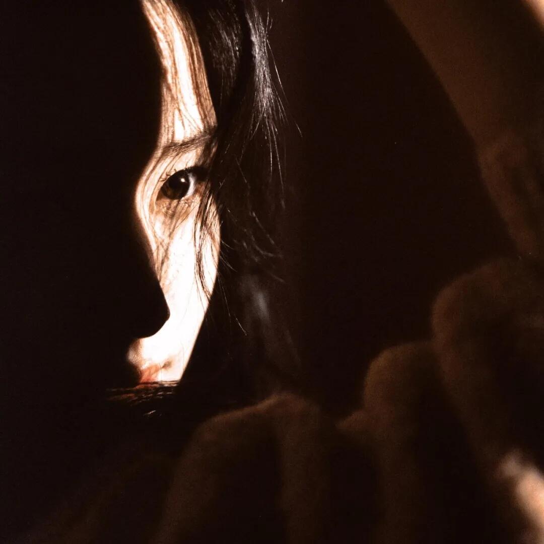 霁楹.