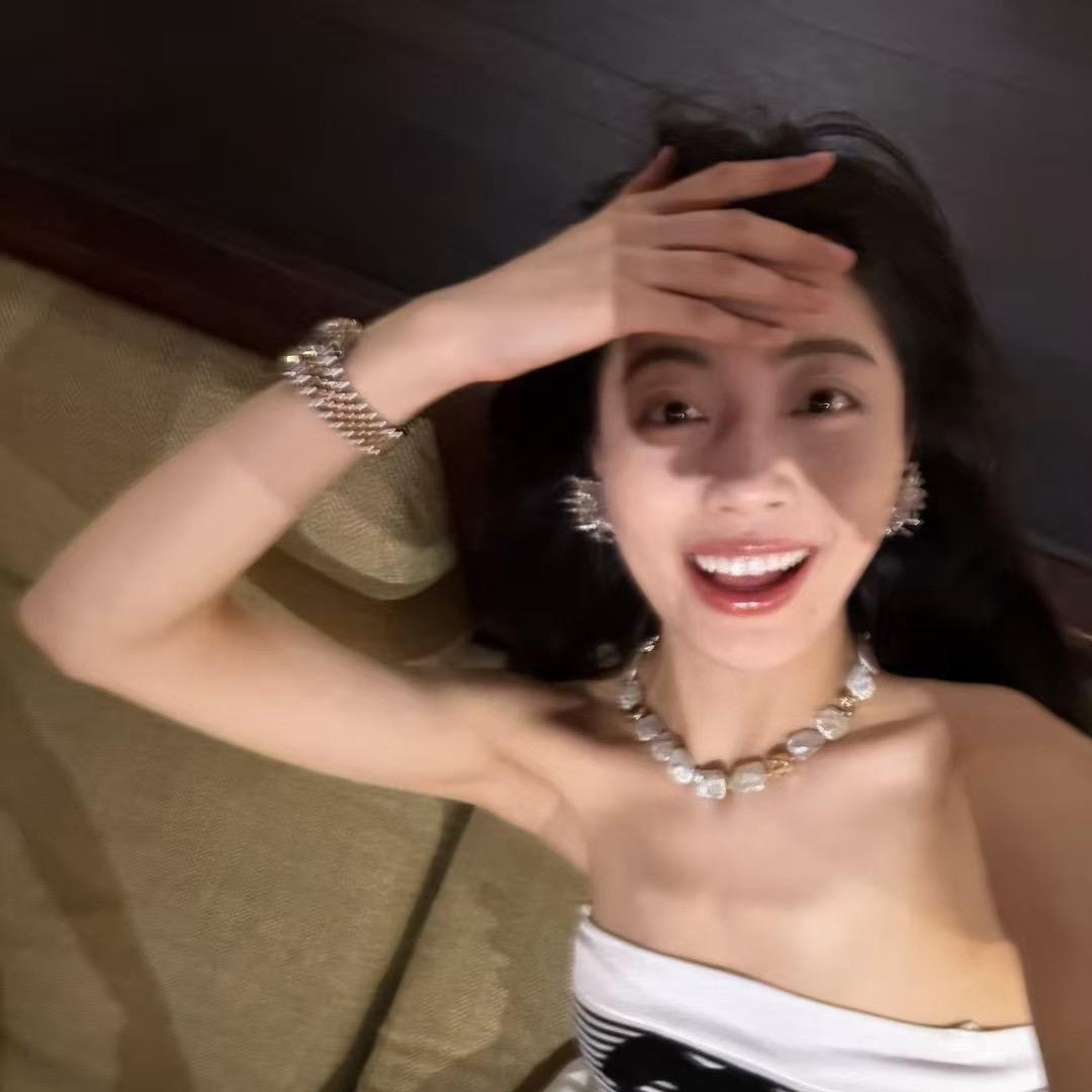 妮蔻穿搭推荐