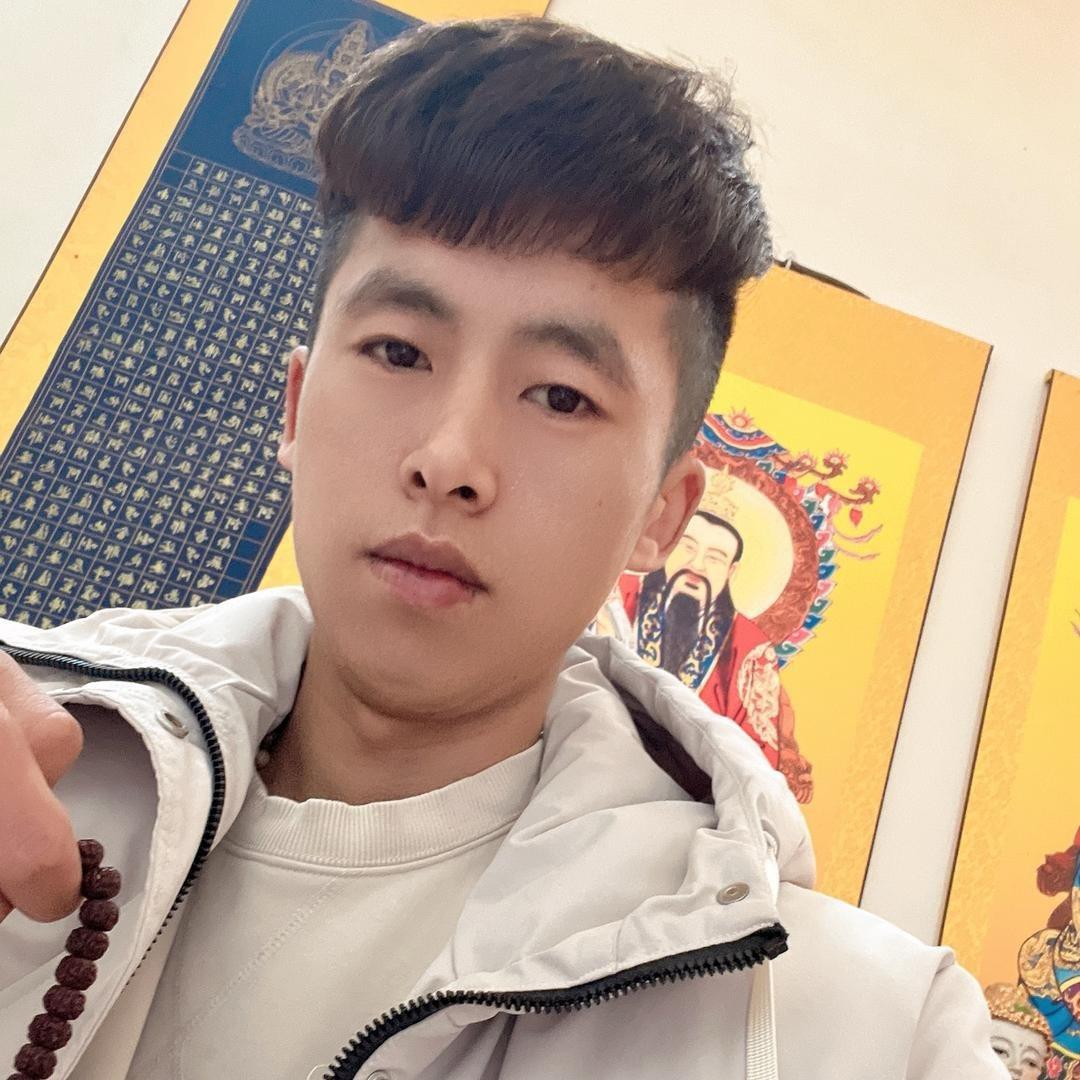 我是谁的邵先生~