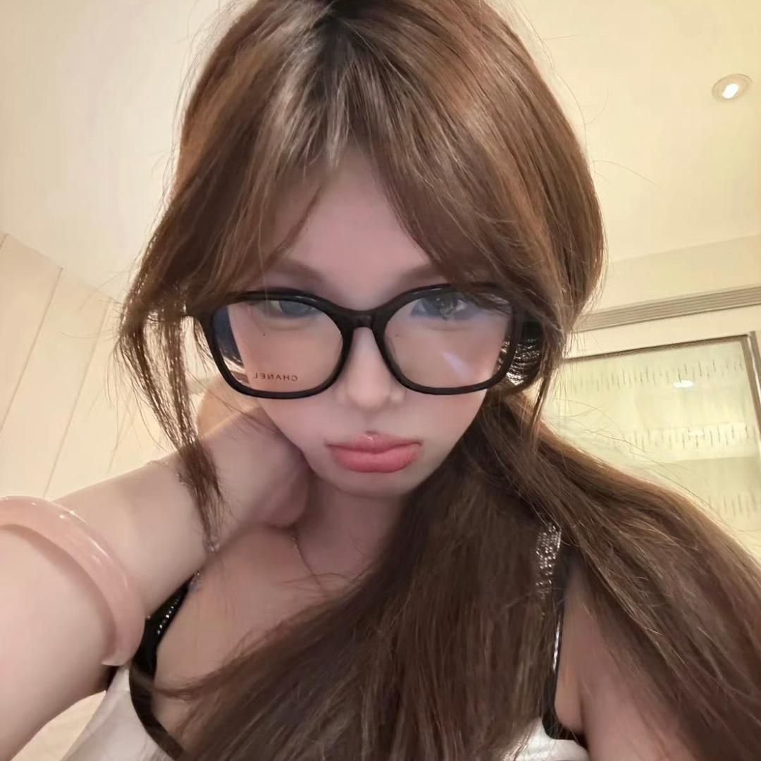 沈佳宜-