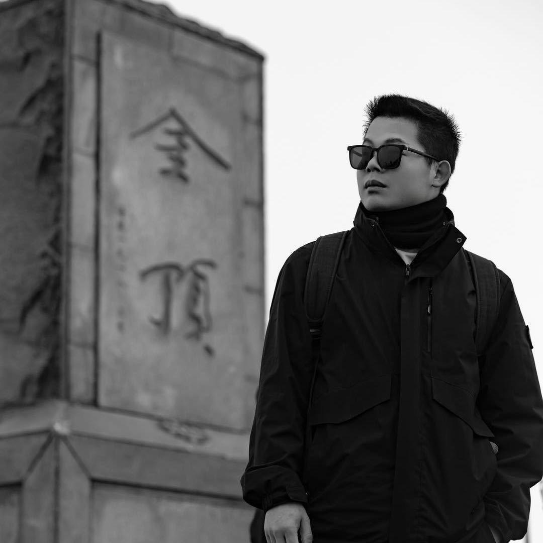 蜂窝板安装龙师傅