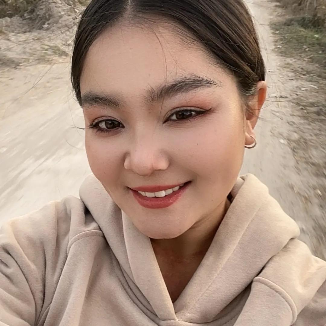 伊伊🥰