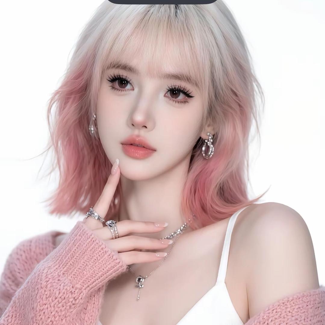 Lili（化妆师）
