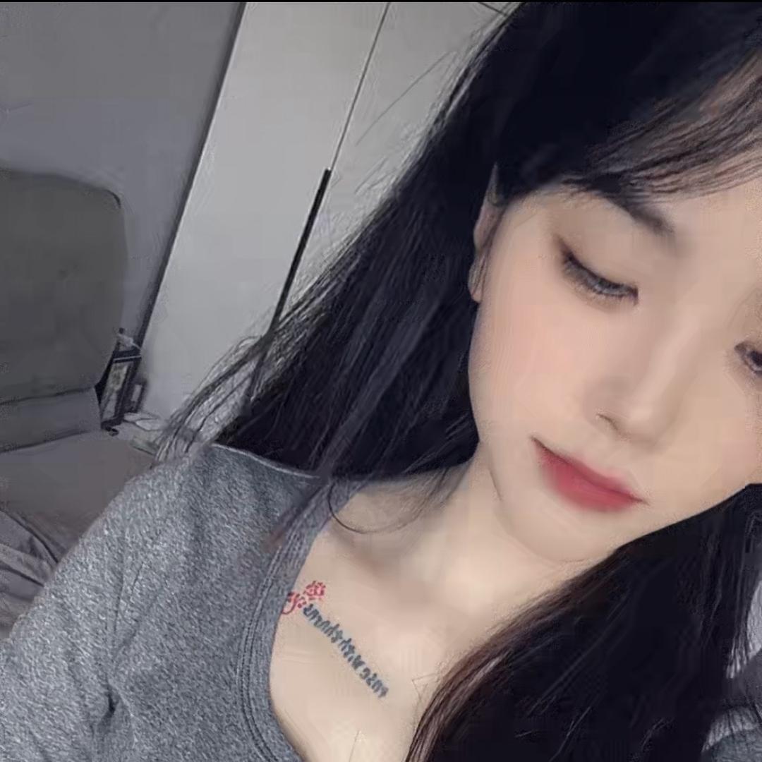 不喜欢吃肉的小胖子