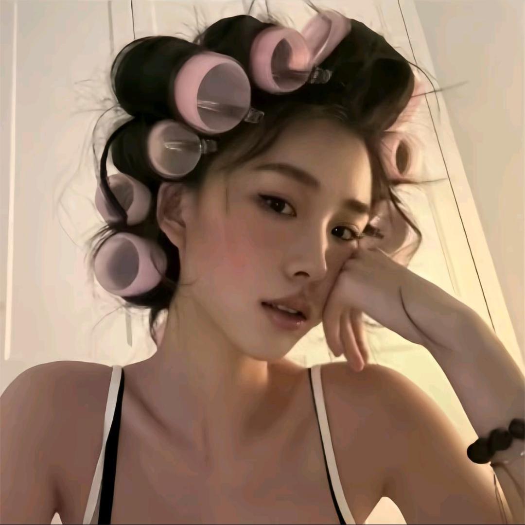 李建国.头像