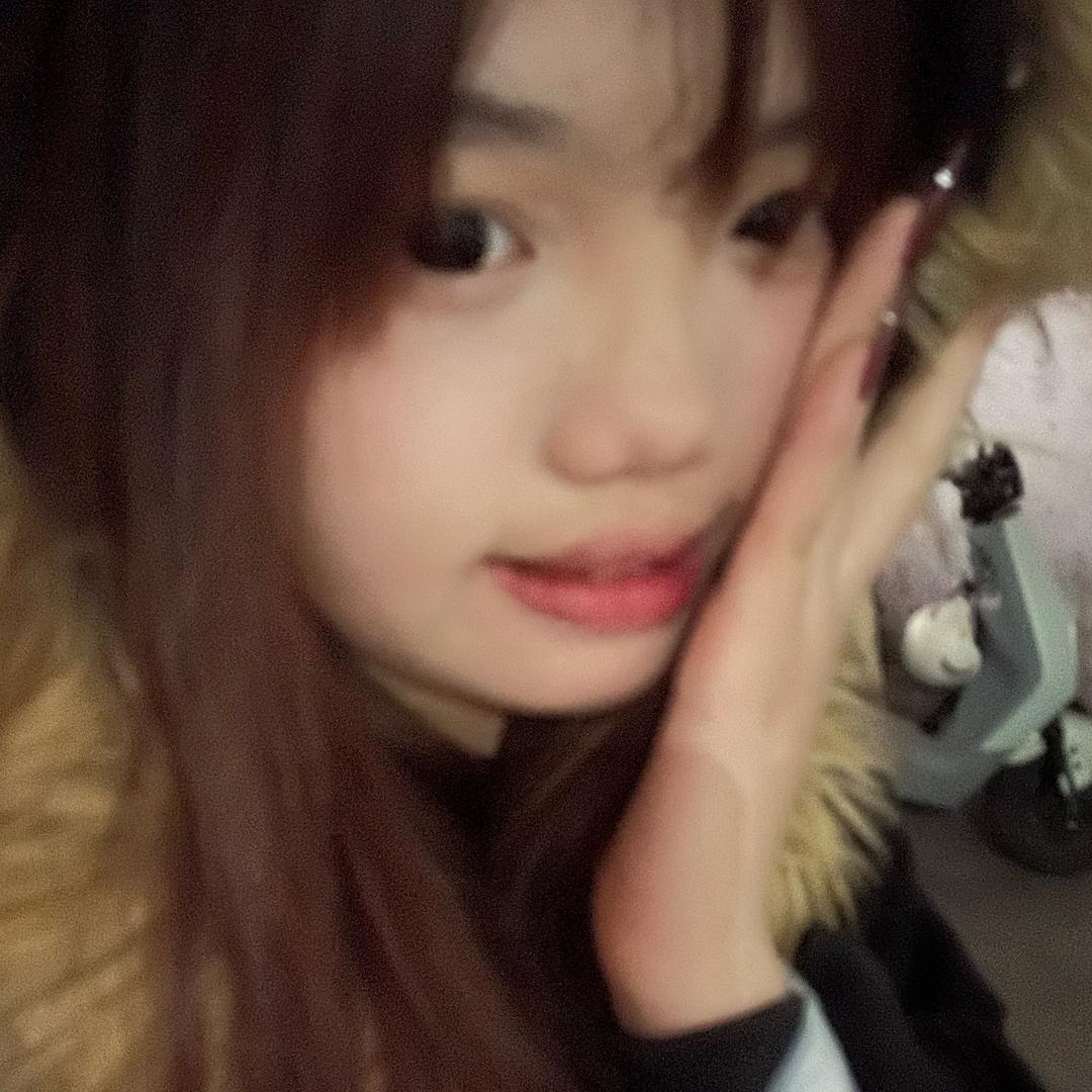 小阿离（尊师霸王花莎莎）