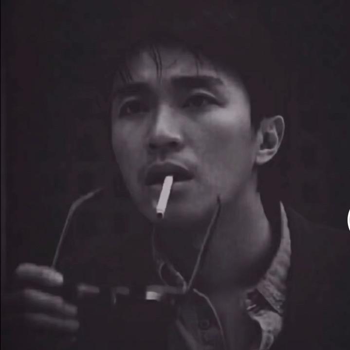 勒马听风头像