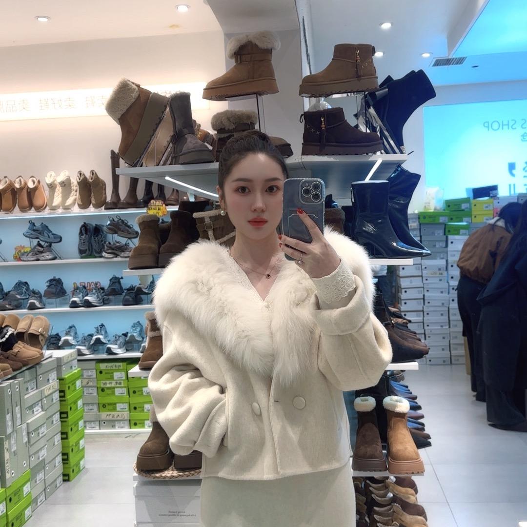 贵族鞋仓（商城店）潮范女鞋