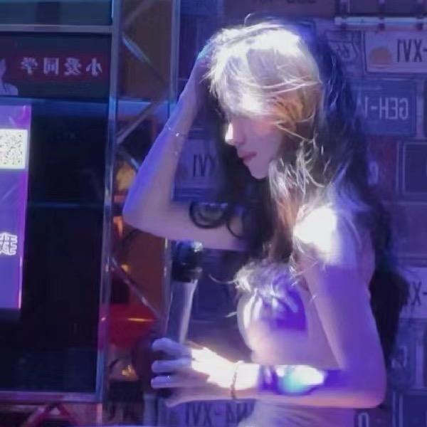 罗夏成都商k订包