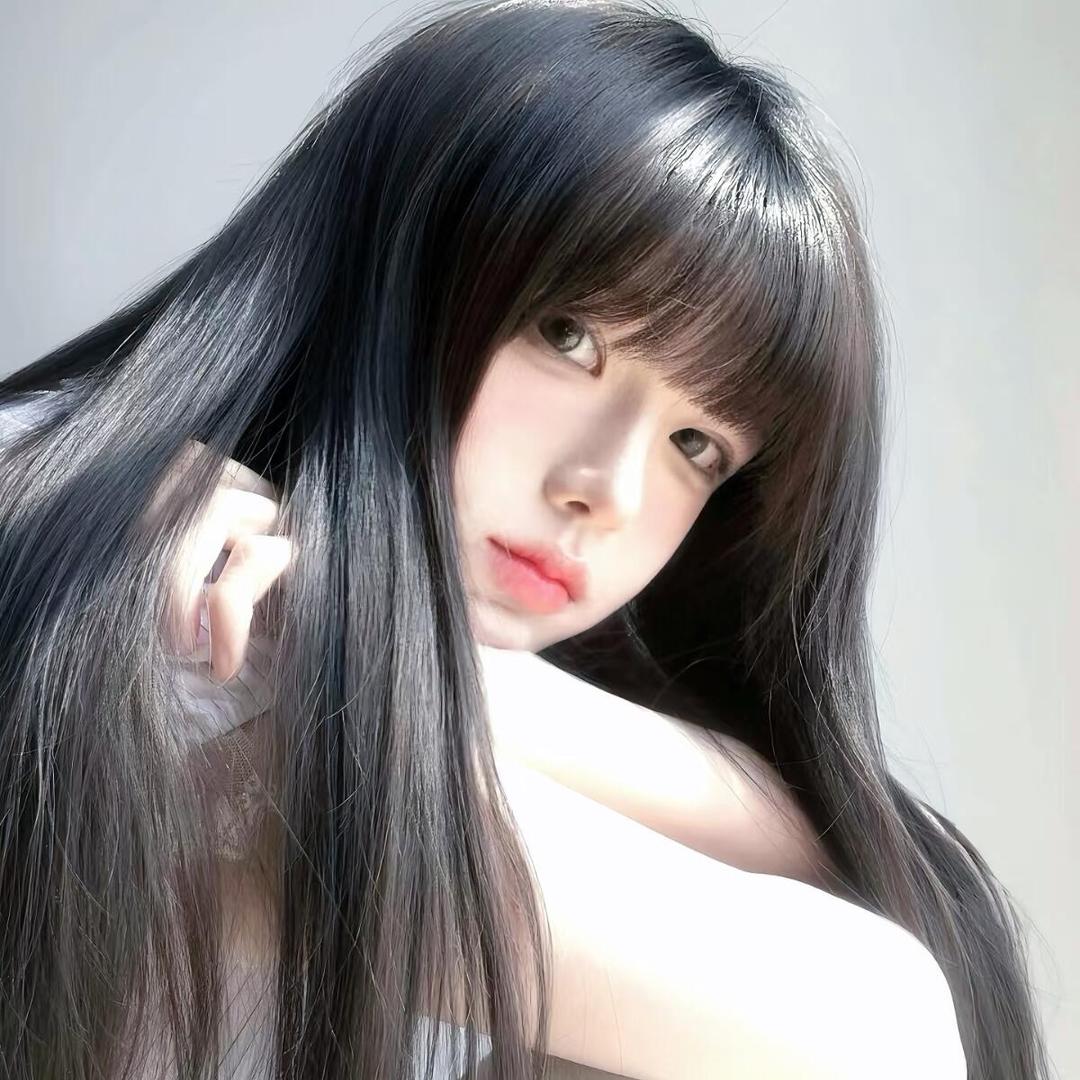爱吃饭睡觉的小佳