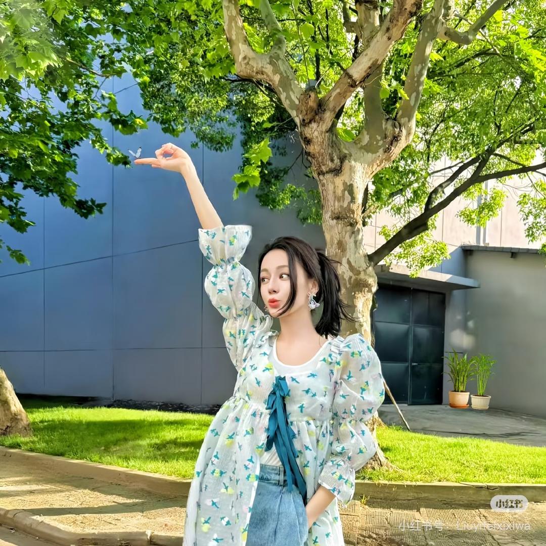 吸金小龙女💸