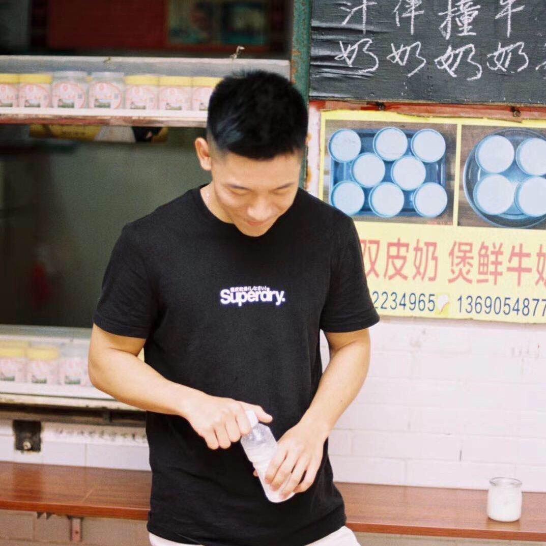简皓梵
