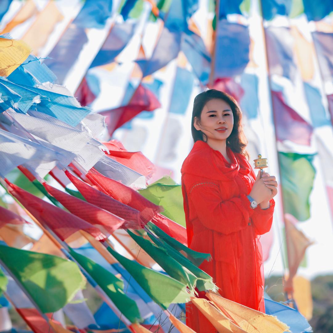 水沐玥语（创始人）朱佲琪