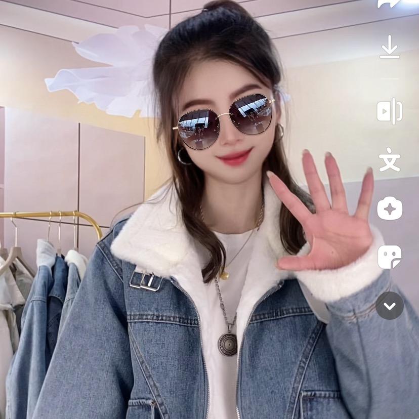 衣星衣忆女装