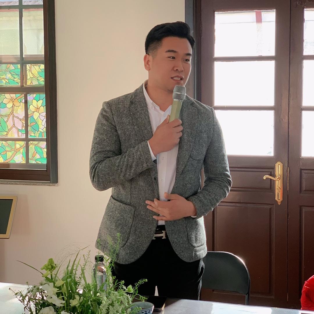 合乐创意火锅王维龙