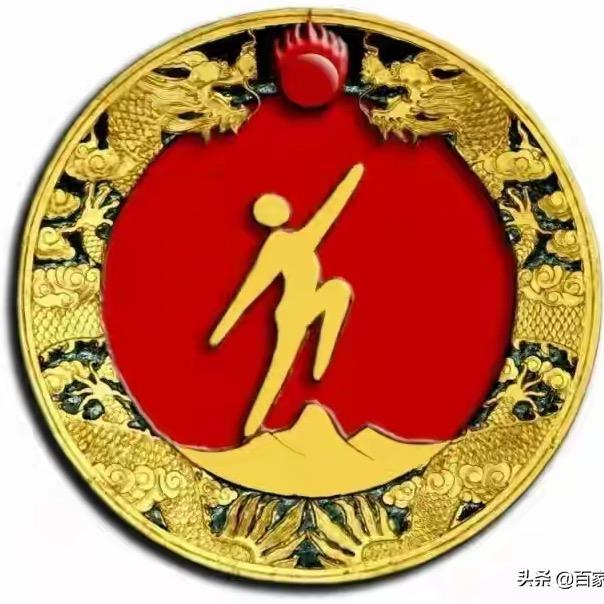 春风大雅能容物，秋水文章不染尘！