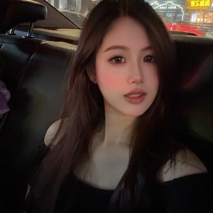 周周呀.