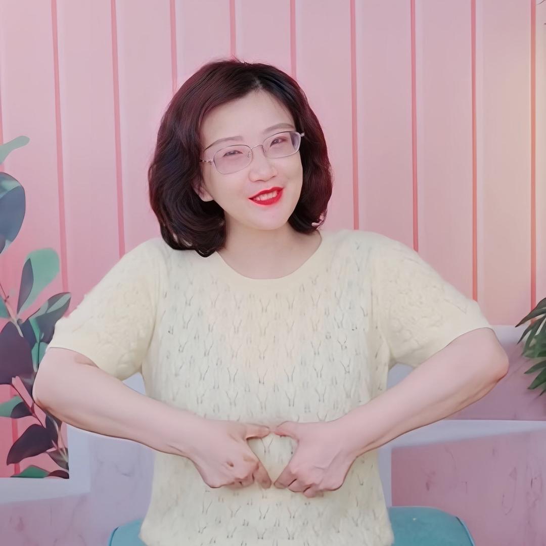 坐姿经络操创始英子@抖音