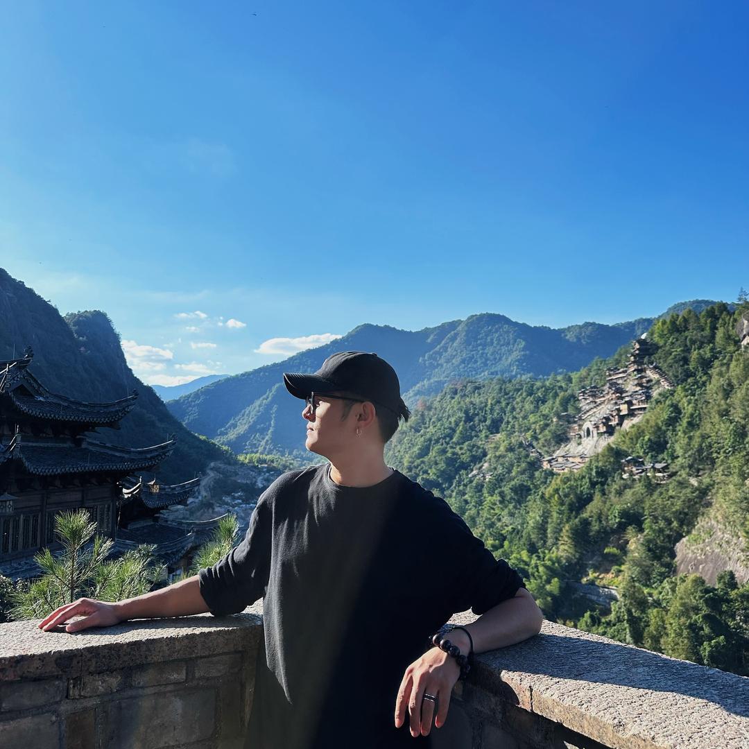 梁叔男装穿搭