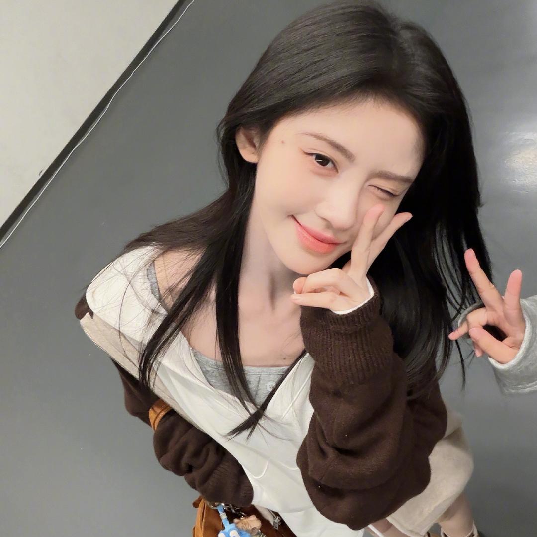 午夜忧郁纯情总裁疯狂爱上良家纯情18少女