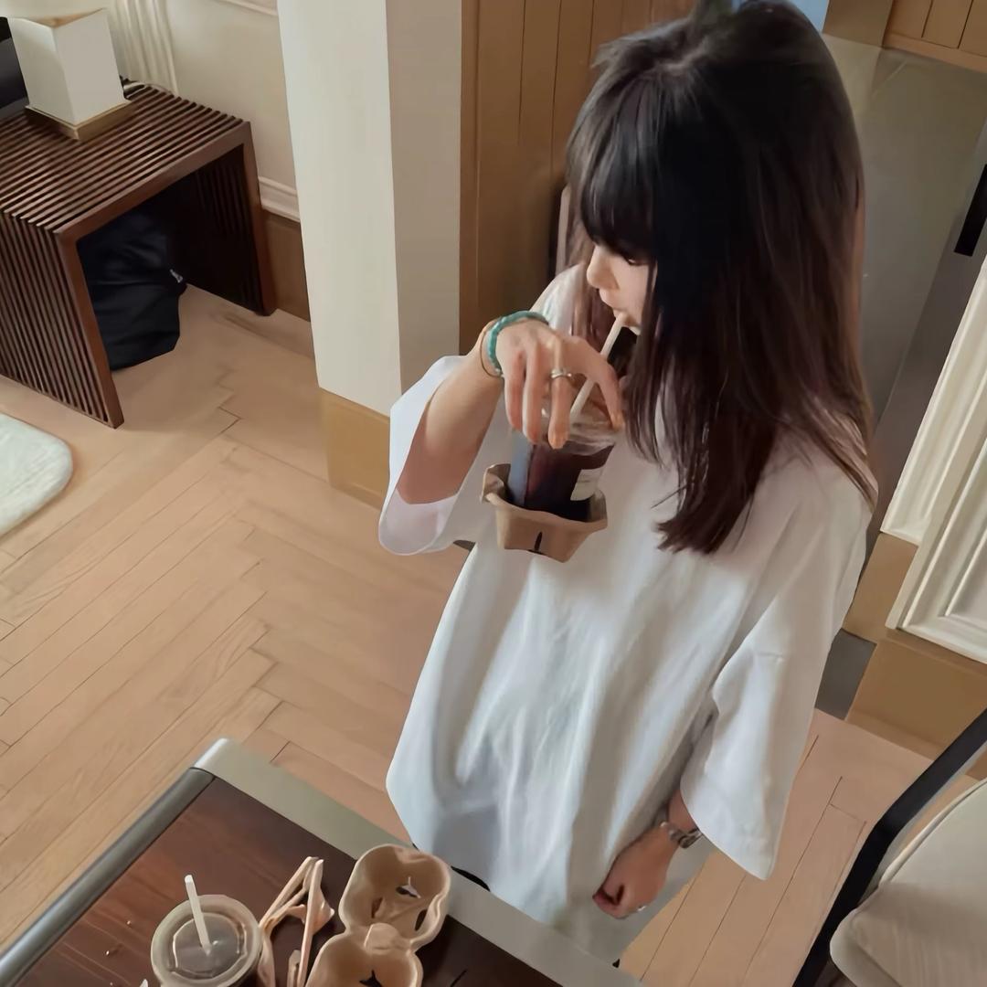 一只小佳^