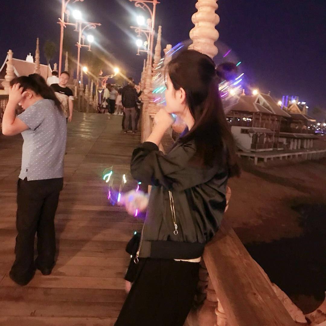 翌晨