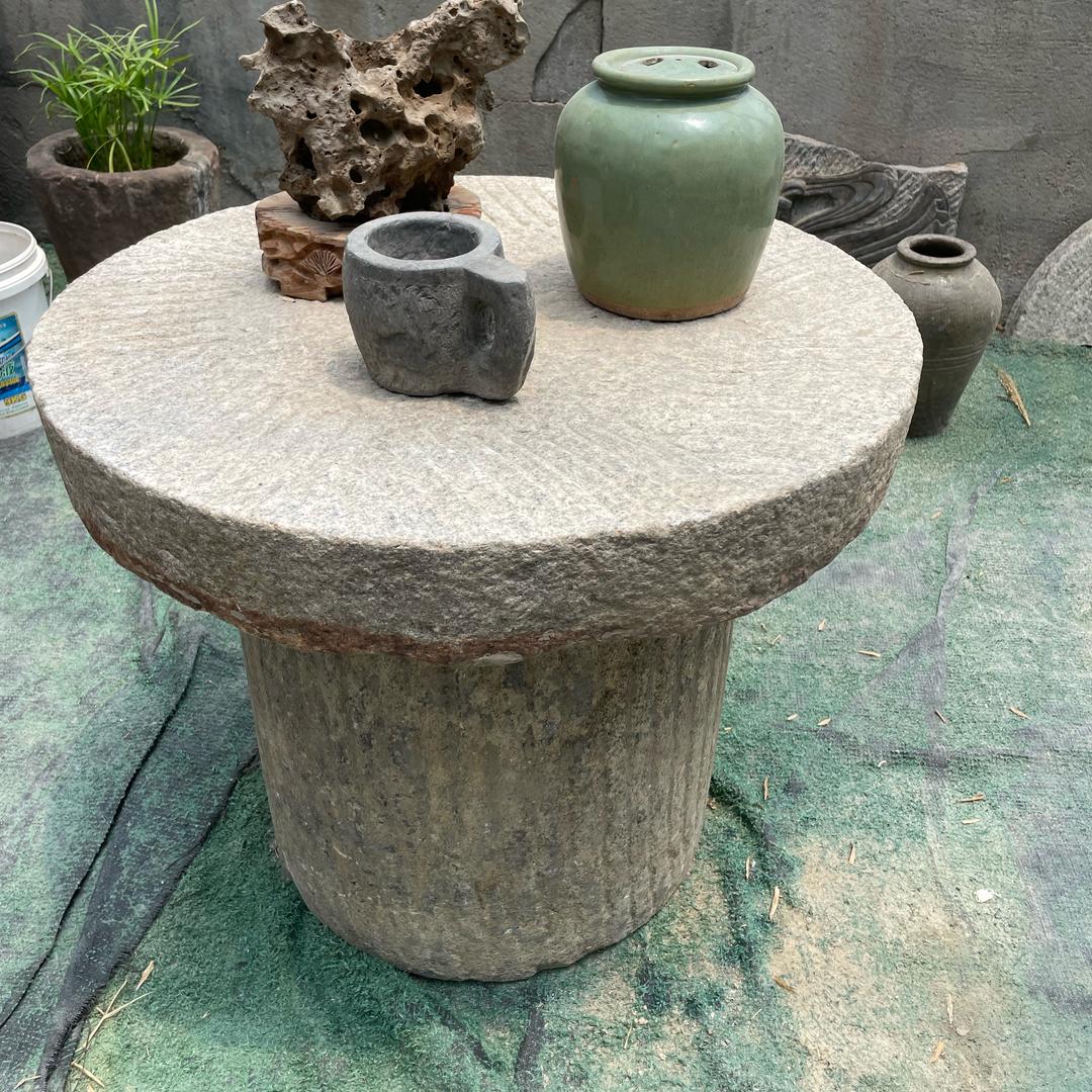小周与老石器
