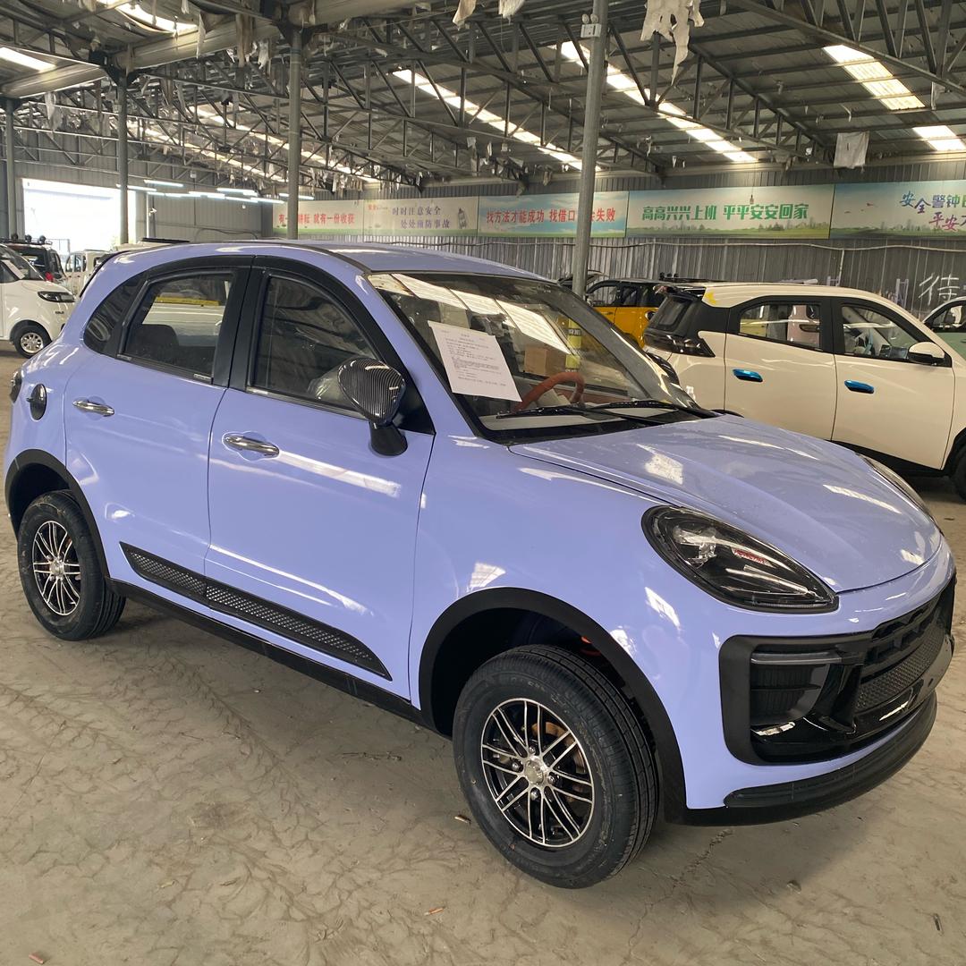 新能源四轮电动车