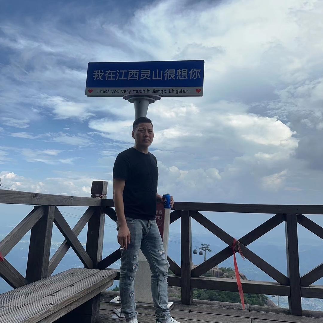 点烟抽寂寞