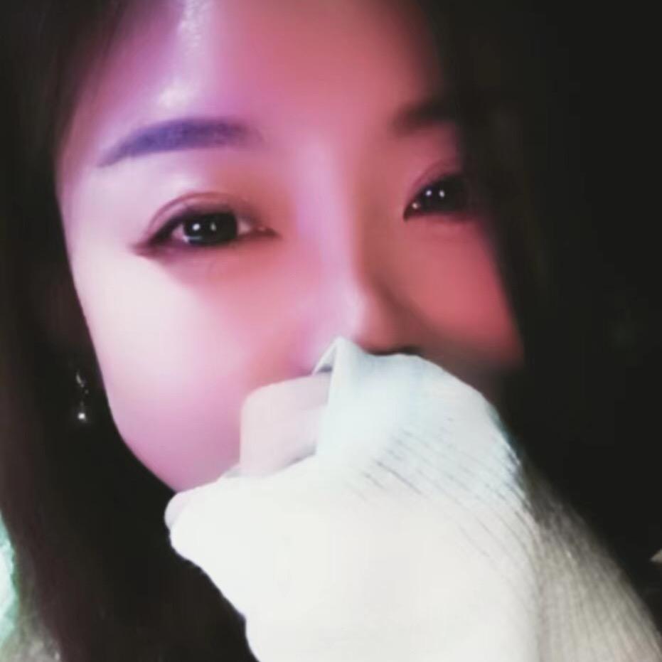 彡彡