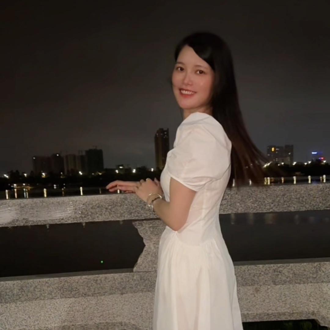 天鹅驾到～容容