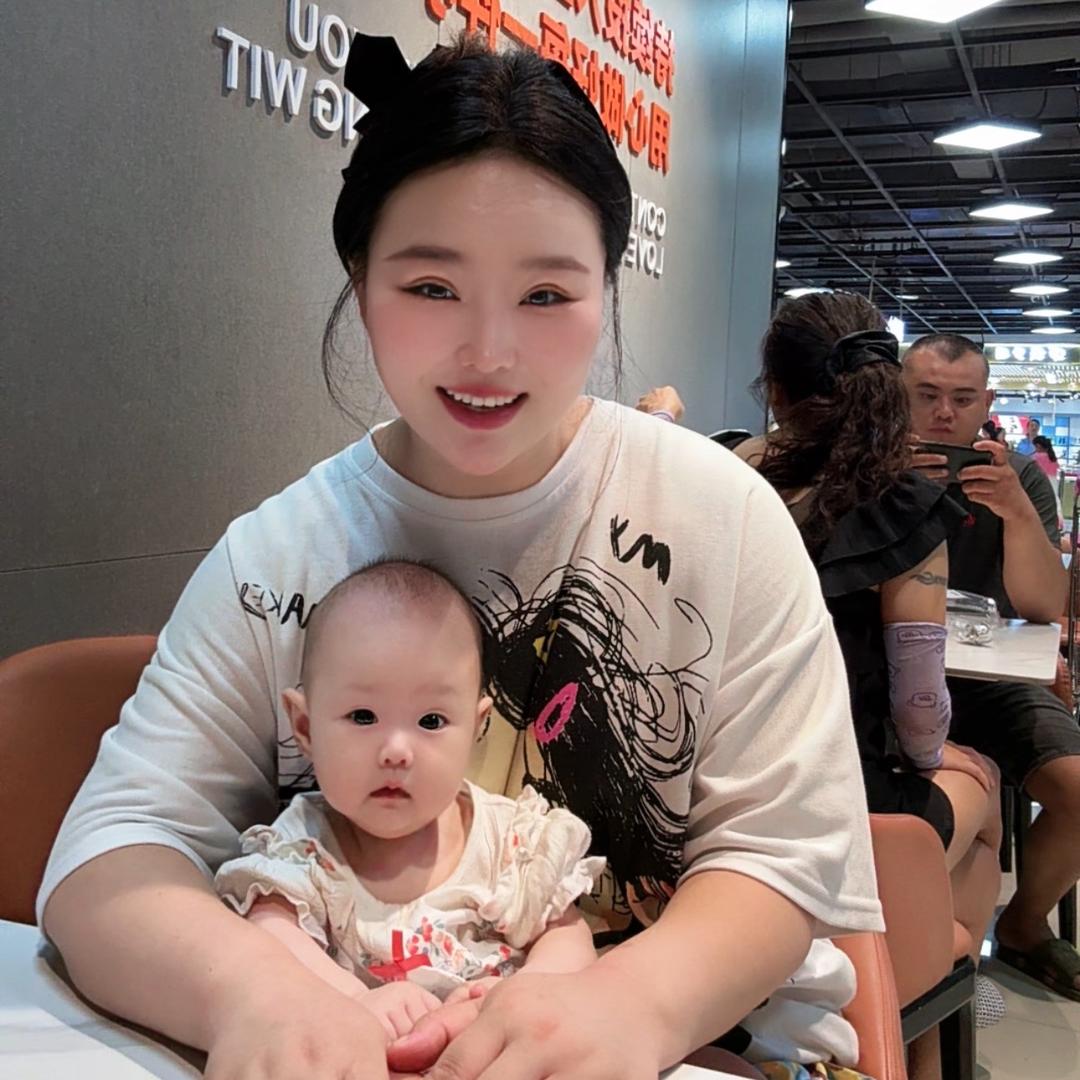 伊伊麻麻（带娃中）