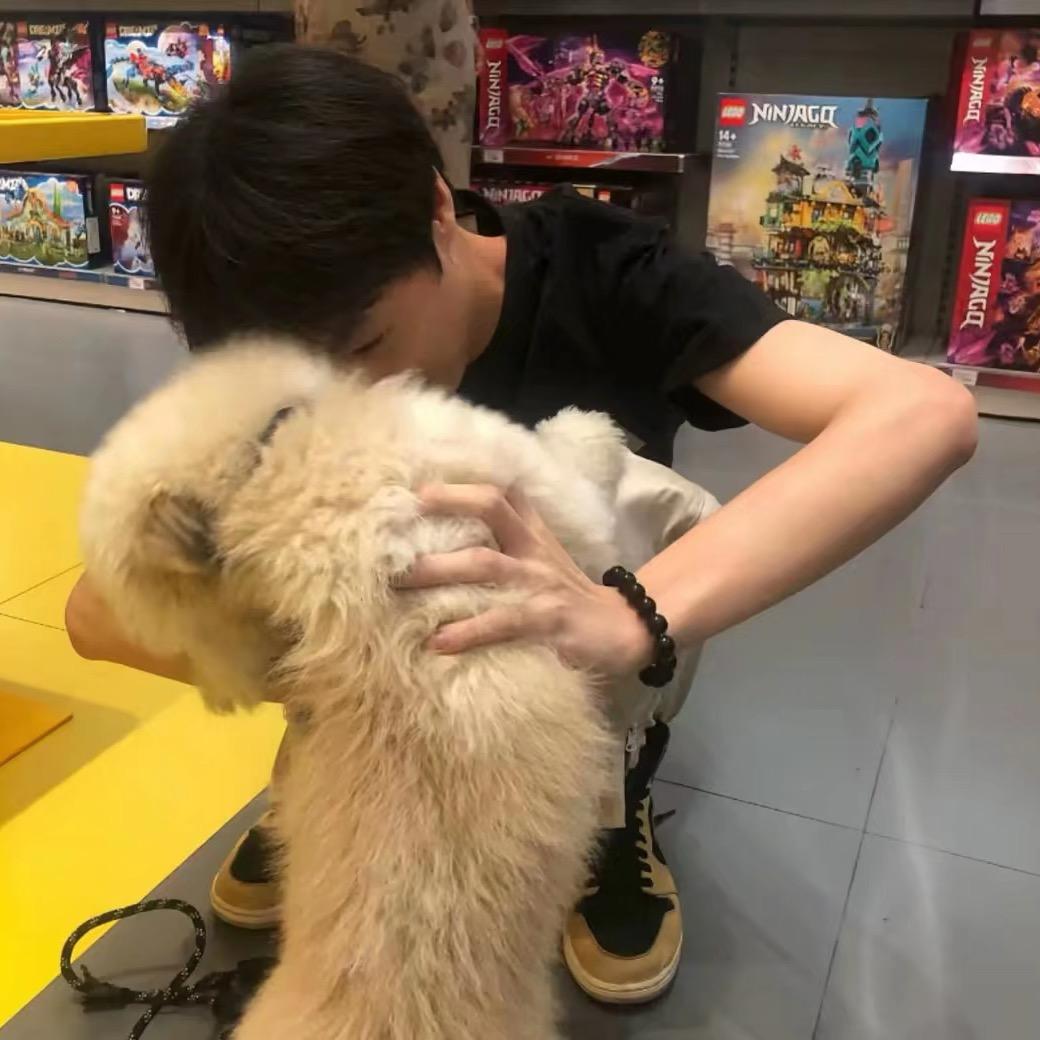 加洲.