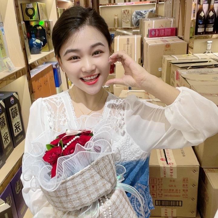 四个娃的妈妈晓玲