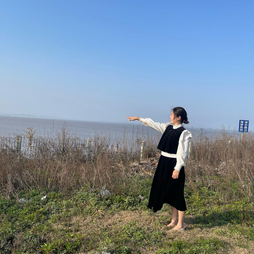 小张同学．