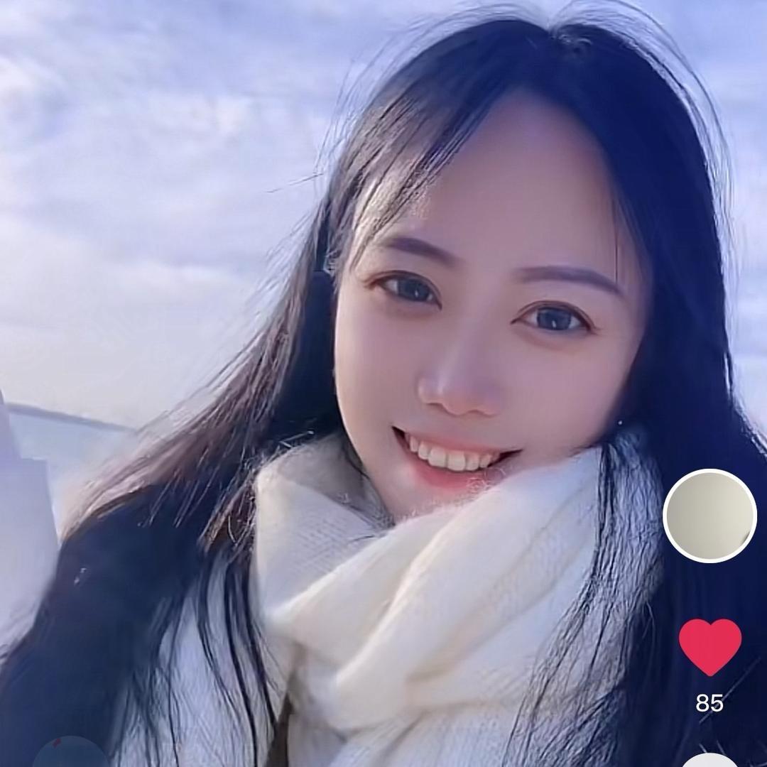 🎶云依