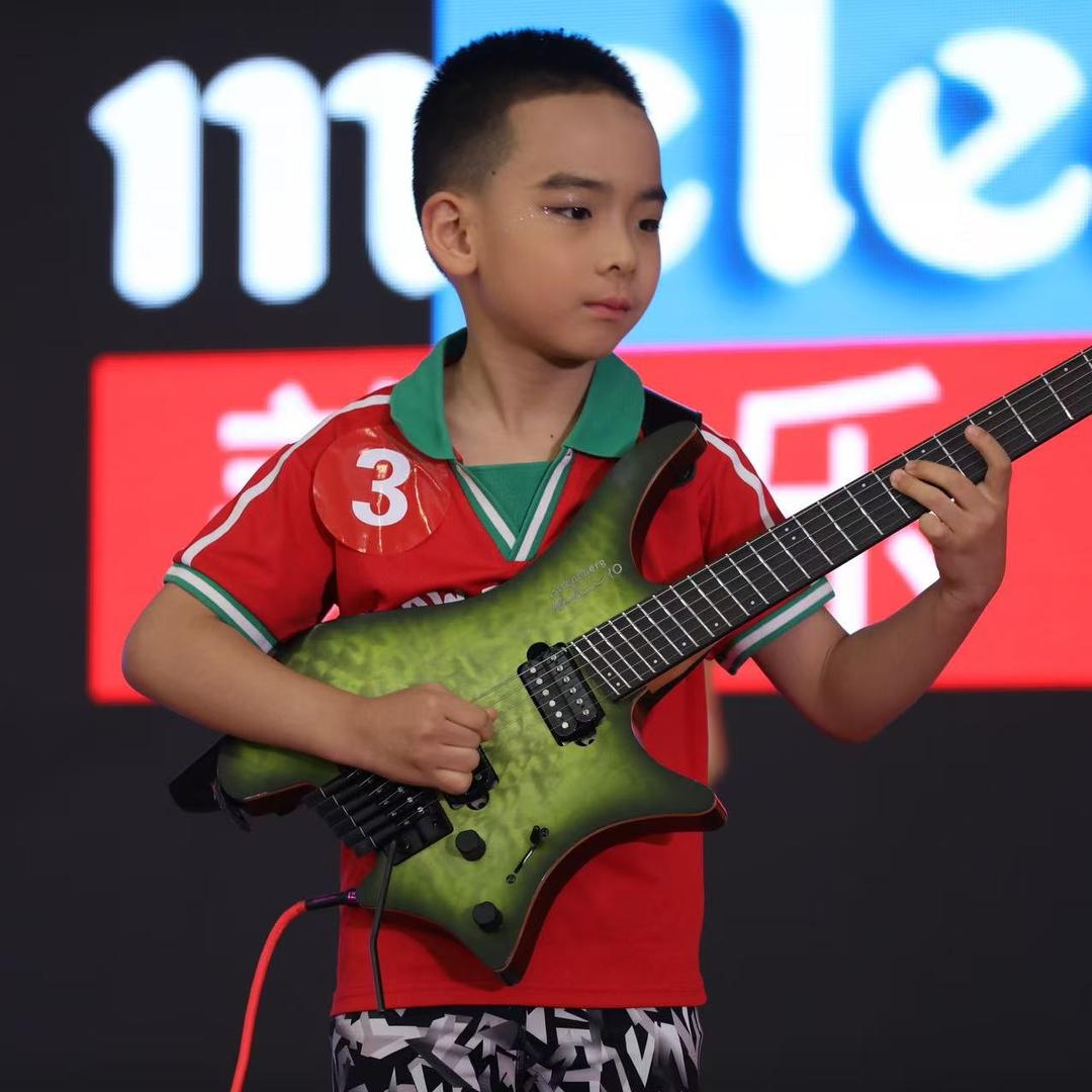 旗哥弹吉他🎸