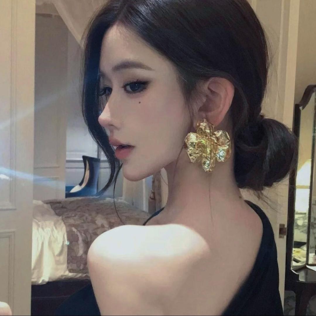 远山黛黛