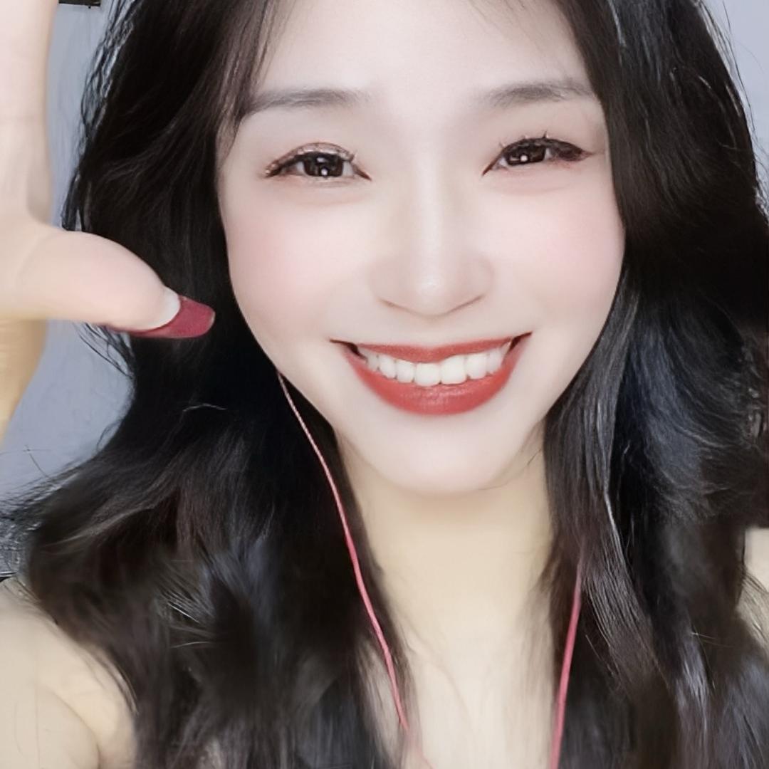 小琴很皮