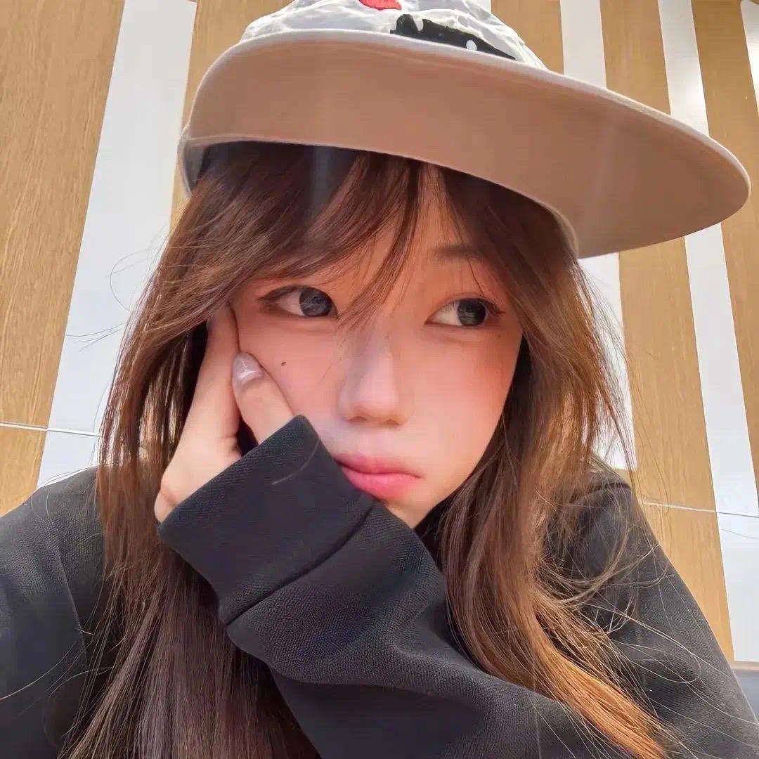 ^^*