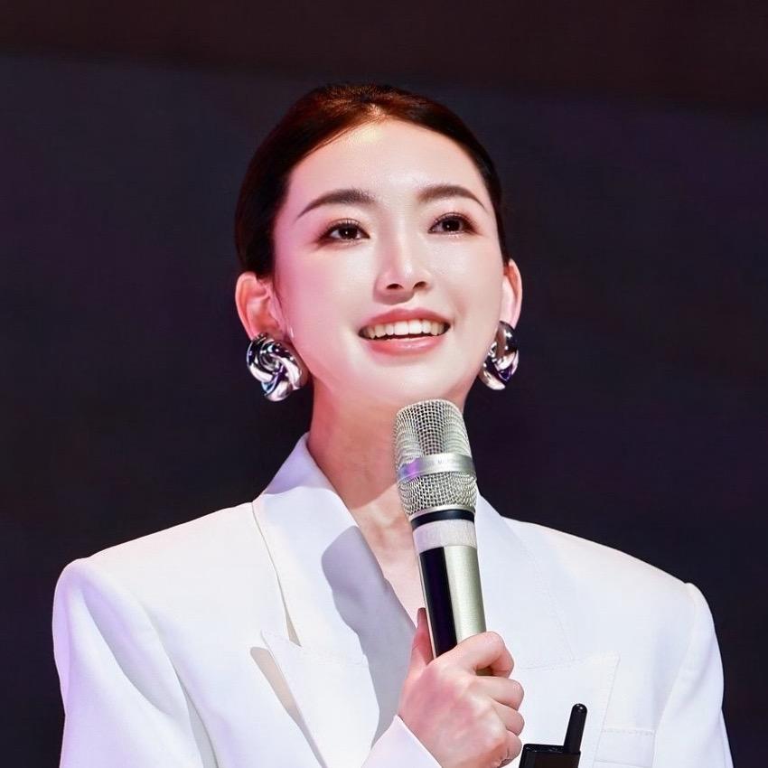 长春丽奢妍美容小裴总