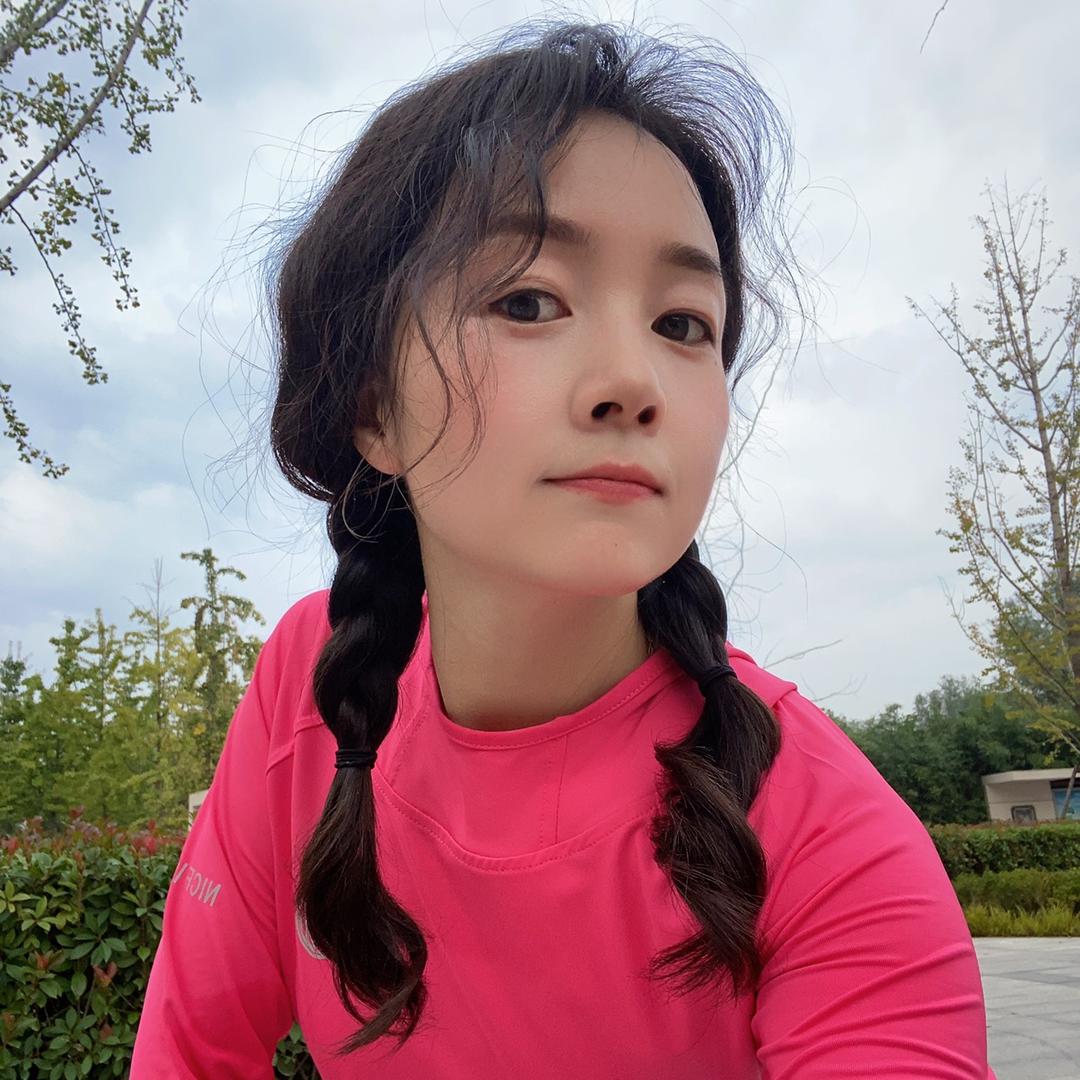 爱跑步的晶晶