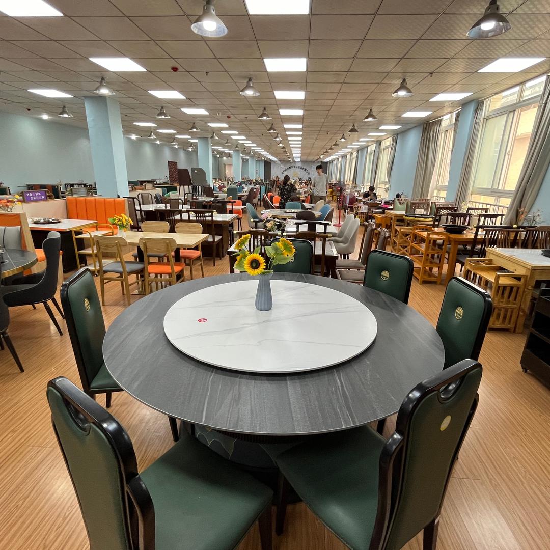 煌轩餐饮桌椅设备工厂