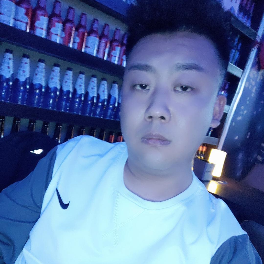 冷小冰美发美甲(东方花园店)官方号