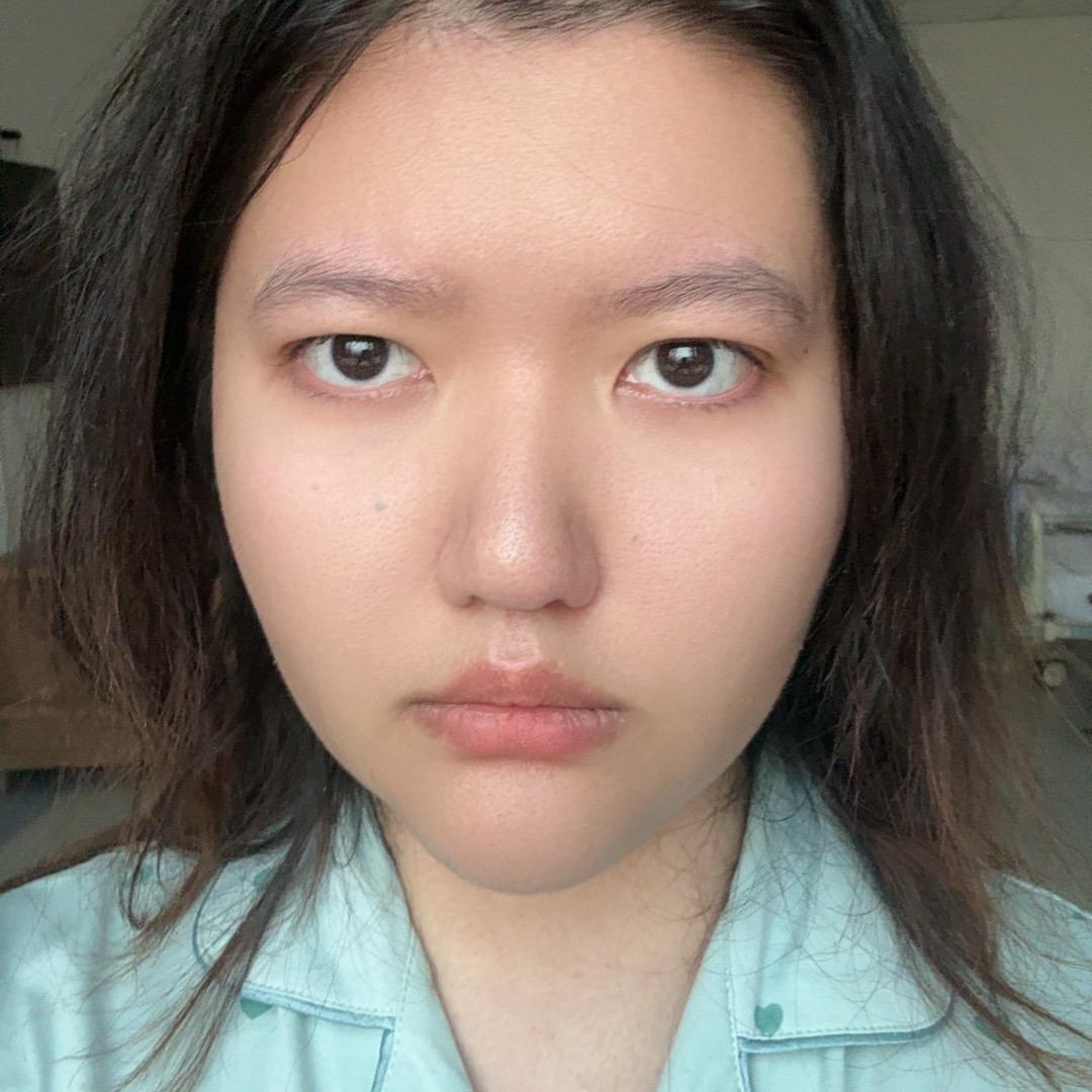 19岁少女菲罗热迪力穆拉提