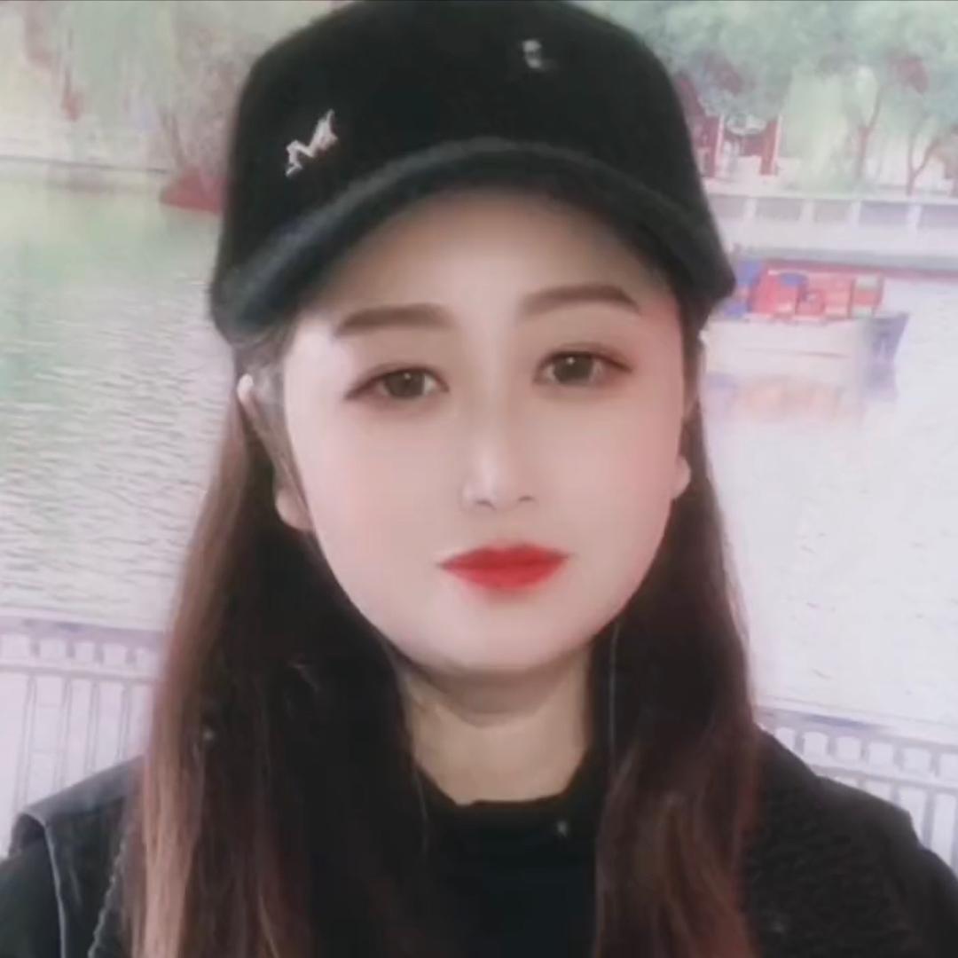仰望蓝天